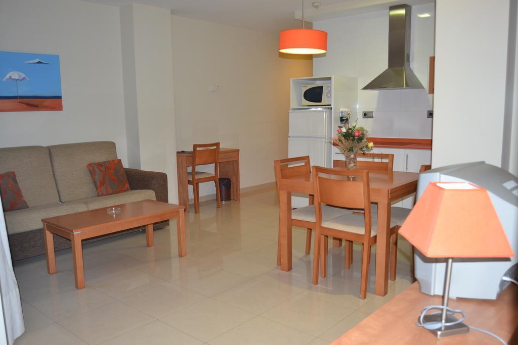 Aparthotel Bahía San Pedro del Pinatar Exterior foto
