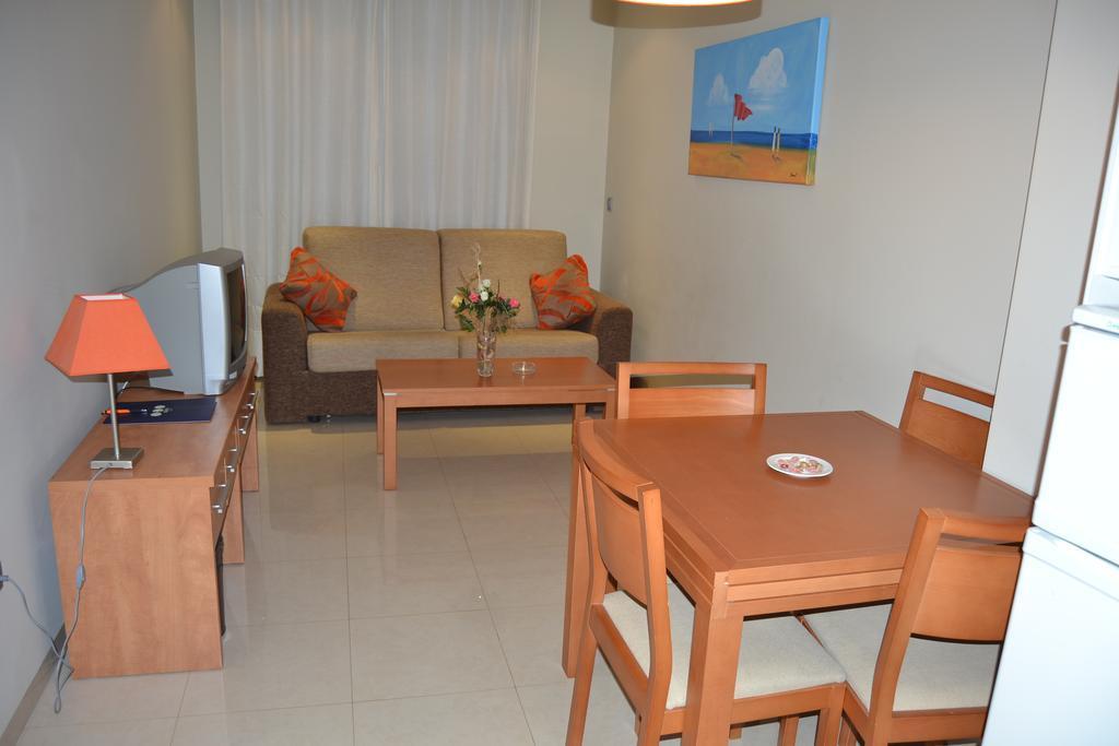 Aparthotel Bahía San Pedro del Pinatar Exterior foto