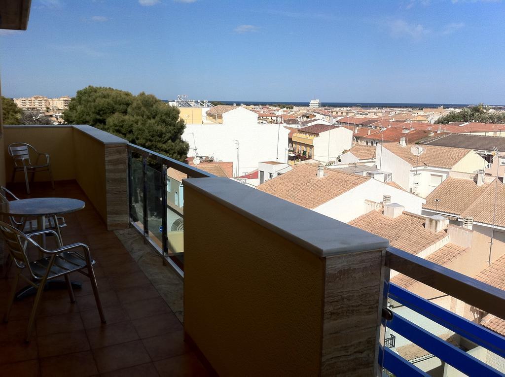 Aparthotel Bahía San Pedro del Pinatar Exterior foto