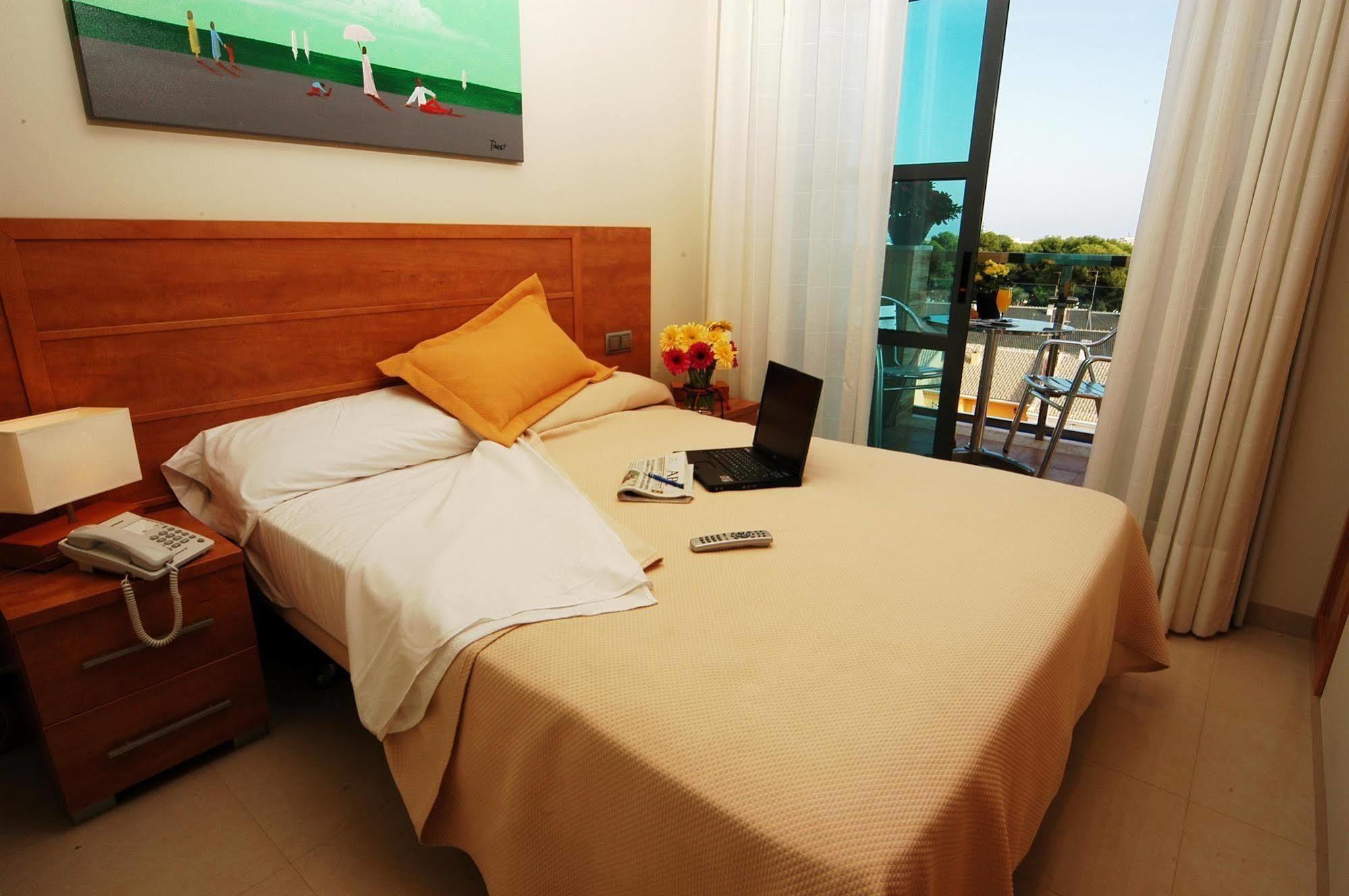 Aparthotel Bahía San Pedro del Pinatar Exterior foto